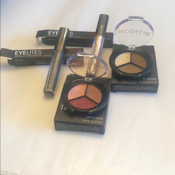 Model Co. Eyeshadow 4 piece set! New in boxes! - Picture 1 of 12